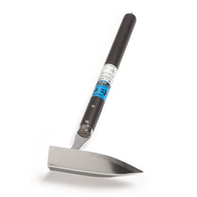 Load image into Gallery viewer, Nisaku Japanese Stainless Steel Triangle Hoe, 6.75-Inches
